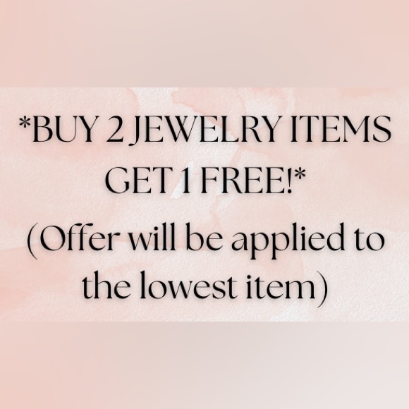 Meet your Posher, Migdalia! 🫶🏻 - Picture 6 of 7